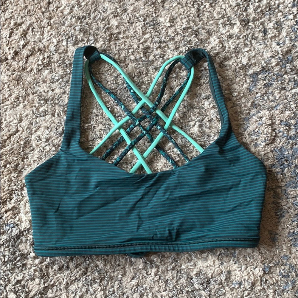 Lululemon strappy sports bra
